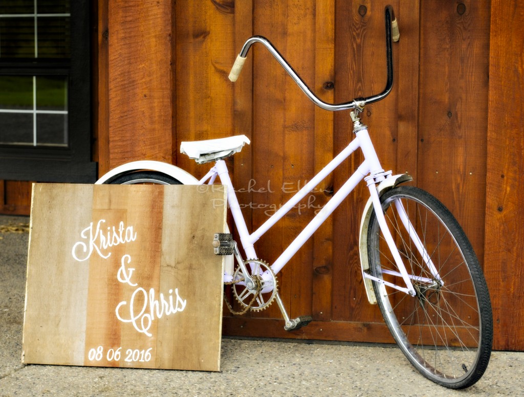 vintage bike as Wedding Decor