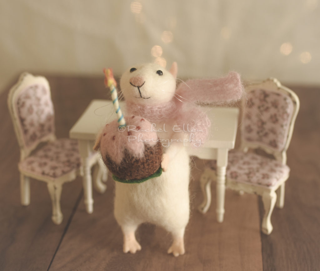 happy birthday felted mouse