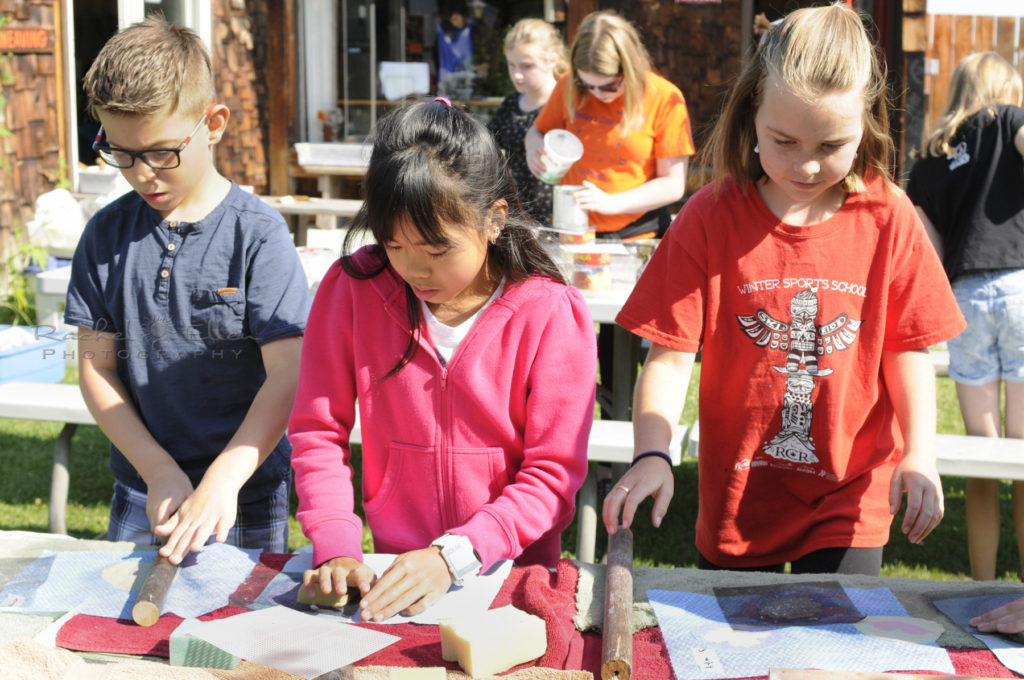 Paper making at the Leighton Centre
